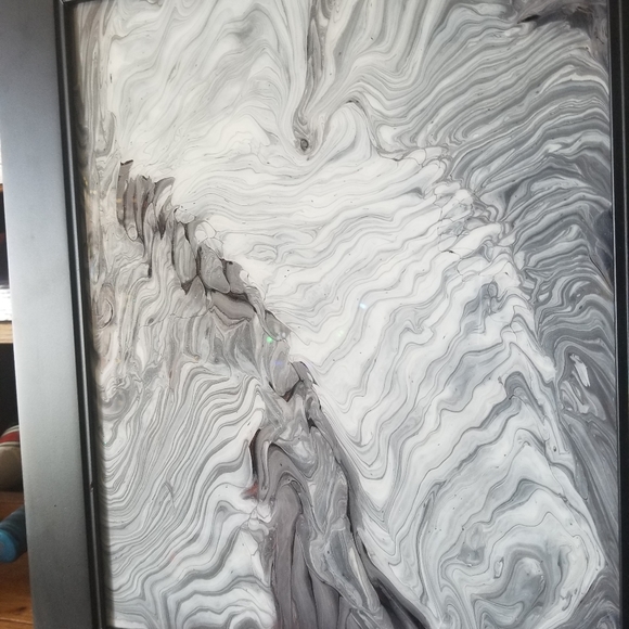 Handcrafted Acrylic Pour 'Zebraesque' - Picture 4 of 11
